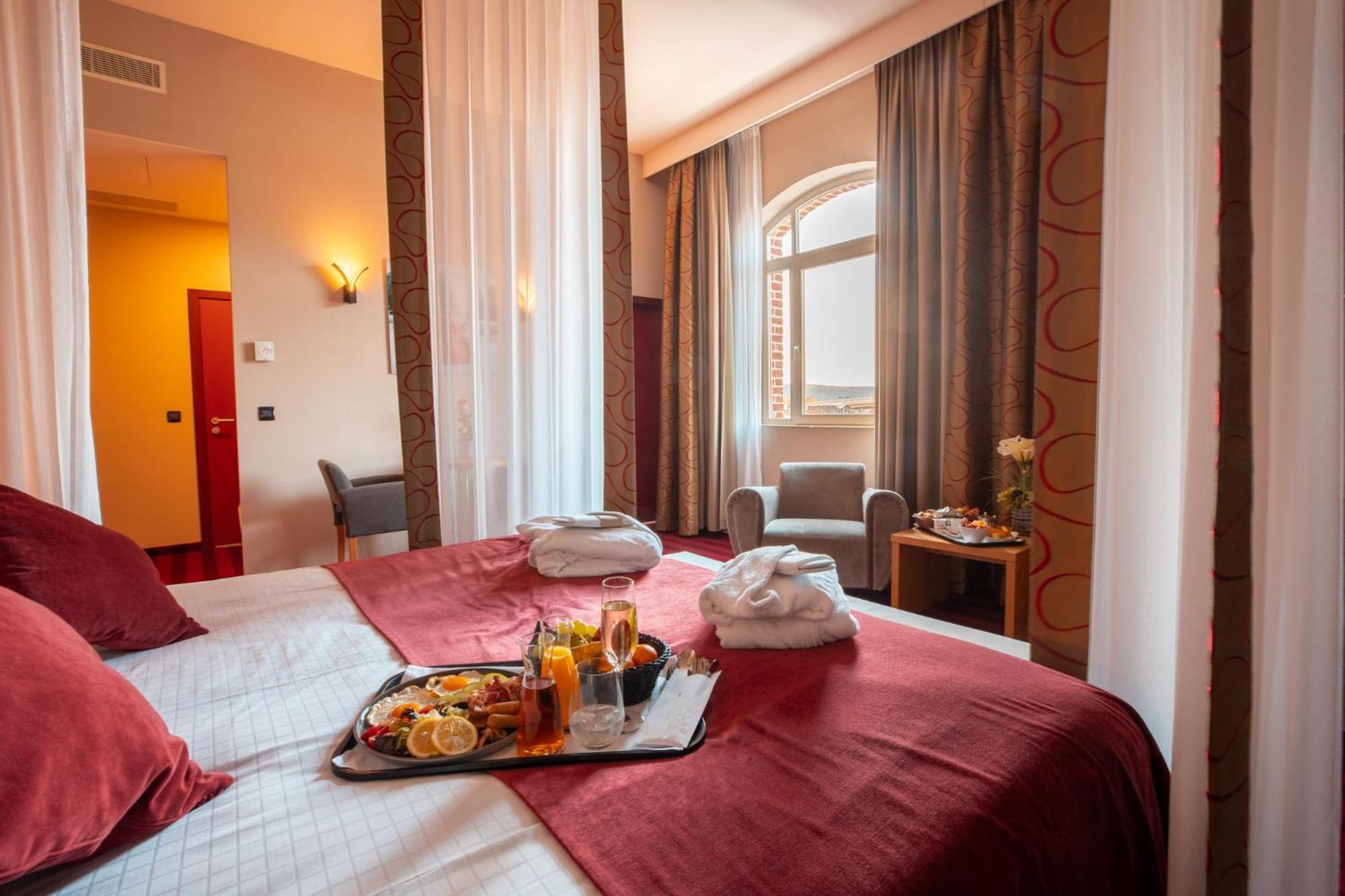 Hotel Verviers Van Der Valk Ngoại thất bức ảnh